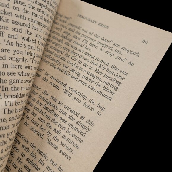 Temporary Bride by Patricia Wilson – Vintage Harlequin Romance Paperback 1989 - Picture 9 of 14